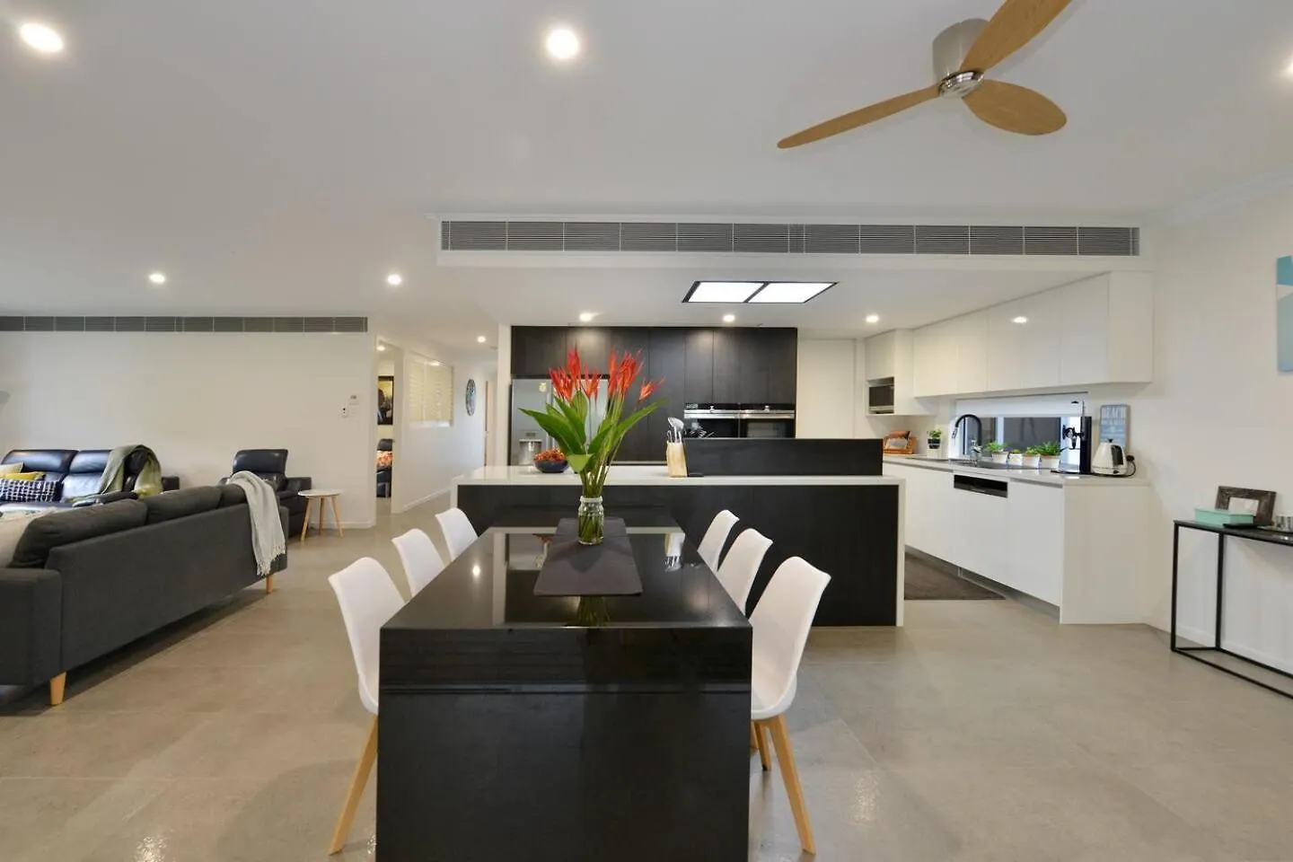 89 At The Edge - Luxury Poolside Contemporary Villa Palm Cove Nyaraló